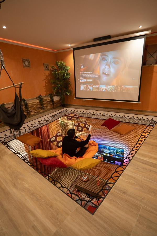 Capsule Marrakech I Chicha I Sauna I Balneo I Console Ps5 I Cinema Trith-Saint-Leger Bagian luar foto